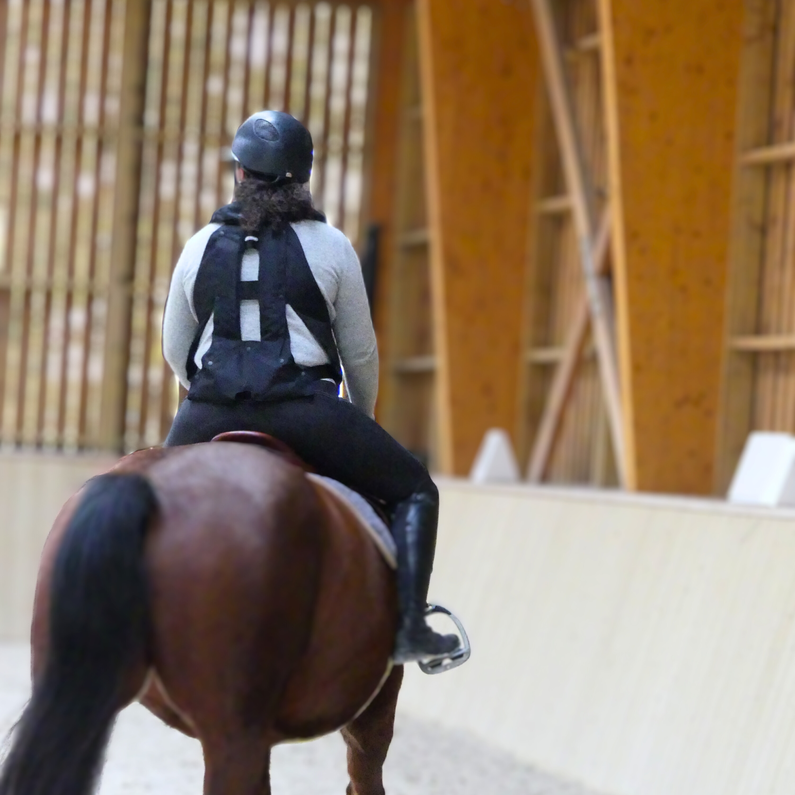 exigez le meilleur pour votre sécurité à cheval avec le gilet airbag hit air modèle complet 3 ! pour le loisir comme la compétition, vivez votre passion en toute sécurité. disponible dès maintenant sur la boutique askara.fr