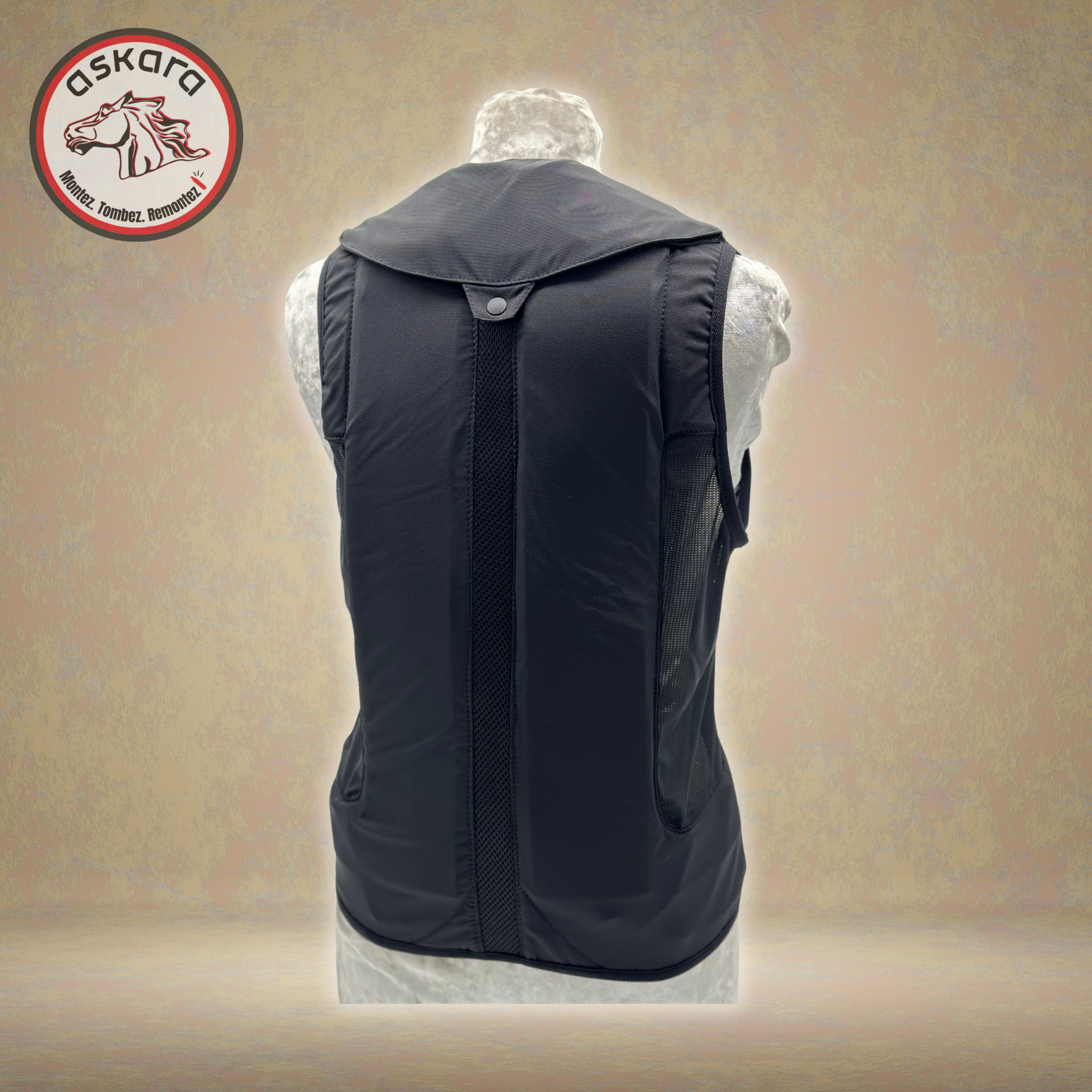 Vue de dos du nouveau gilet airbag Hit-Air modèle Airflex pour l'équitation