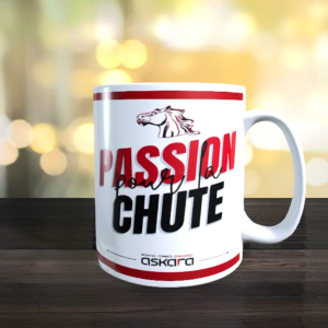 Découvrez le tout nouveau mug ASKARA 2024 ! Pratique, à emmener à l'écurie ou en concours avec soi. Disponible dès maintenant sur askara.fr, le spécialiste de la sécurité du cavalier !