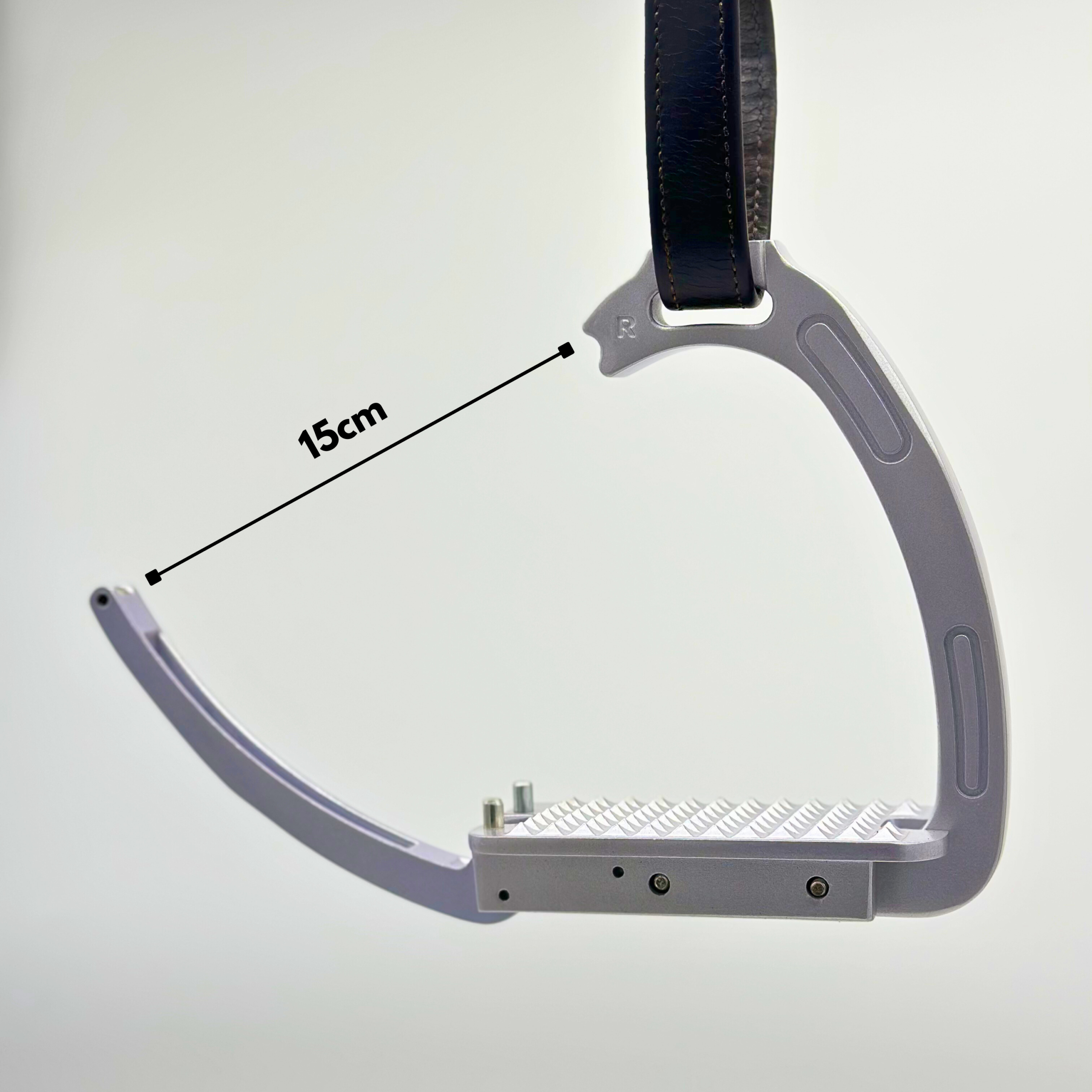 Découvrez nos tous nouveaux étriers de sécurité Magnetik ! Un ingénieux syst-me de branche aimantée qui s'ouvre en cas de chute et libère le pied du cavalier