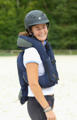 Souriez, vous êtes protégé ! Avec ici le déclenchement d'un gilet airbag Hit Air équitation modèle Complet 3