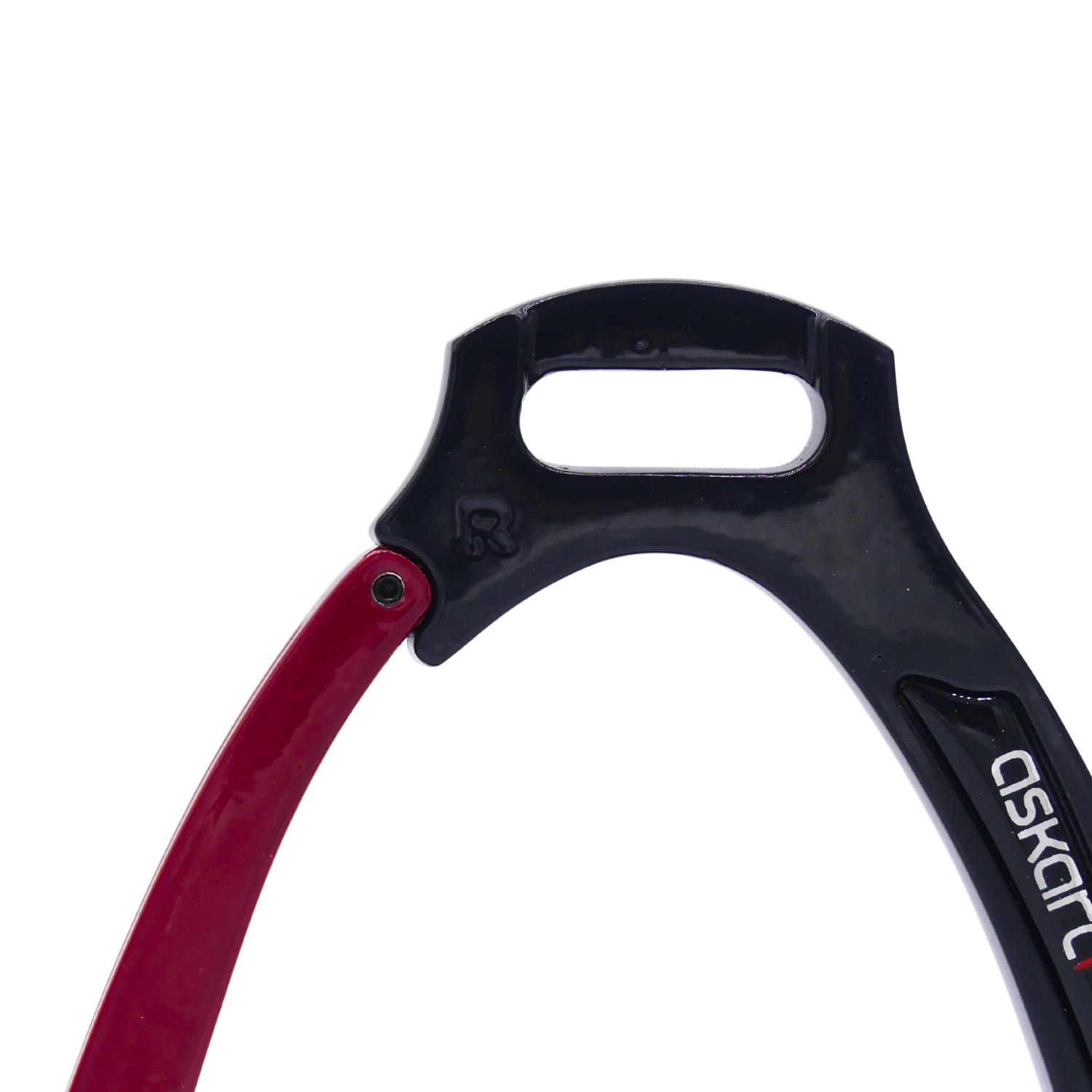 Découvrez les tout nouveaux étriers de sécurité pour l'équitation Askara, au meilleur prix pour tous les cavaliers ! Nouveau coloris signature de la marque française Askara