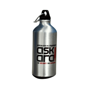 découvrez la gourde Askara, parfait pour vous accompagner aux écuries par tous les temps !